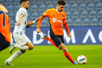 Başakşehir ilk yarıda fark attı: 2-1