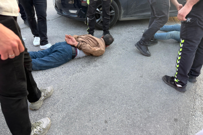 Durdurulan araçtakiler polise saldırdı: 2 Polis yaralı, 3 gözaltı