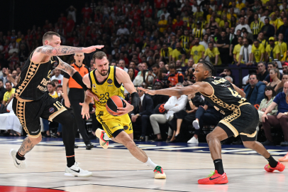 Fenerbahçe Beko, Euroleague Finali'nde Monaco'yu 81-70 Yenerek Şampiyon Oldu