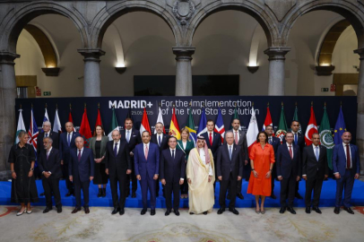 20 ülke Madrid’de Gazze için buluştu: İsrail’e baskı ve iki devletli çözüm çağrısı