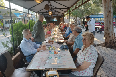 Adana Kent Konseyi İleri Yaş ve Emekliler Meclisi, sosyal ve ekonomik zorluklara karşı bir arada