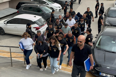 Eskişehir merkezli fuhuş operasyonu: Gözyaşı döküldü!