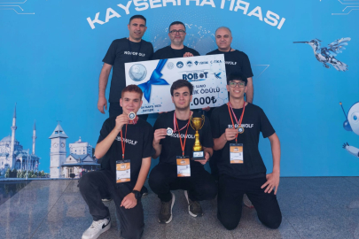 Kurttepe Şehit Ali Öztaş MTAL’den uluslararası arenada büyük başarı