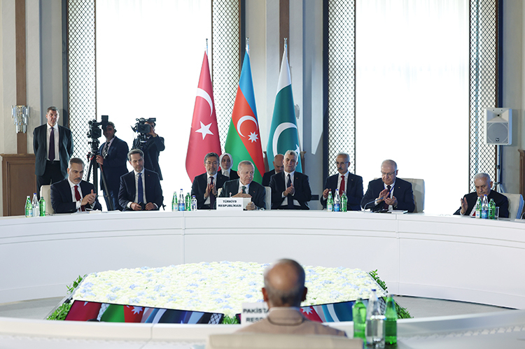 Pakistan Başbakanı Şahbaz Şerif 