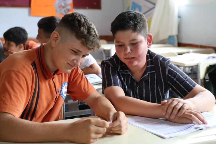 Adana'da köy okulundan Türkiye derecesine Derslerde 'yaramaz' denilenler Türkiye derecesi yaptı! 2