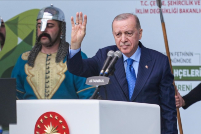 Cumhurbaşkanı Erdoğan: “Muhalefetin en çok sevdiği yeşil: Benjamin Franklin’in yeşili”