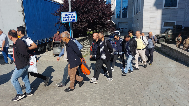 Samsun merkezli FETÖ operasyonunda 24 gözaltı Maydanoz Döner zinciri mercek altında 2