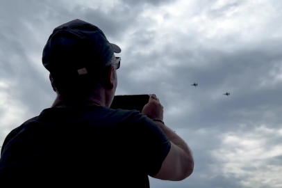 SOLOTÜRK, İstanbul'un fethinin 572. yıl dönümü dolayısıyla gösteri uçuşu yaptı