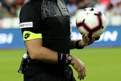 Süper Lig'de yarın oynanacak maçların hakemleri belli oldu