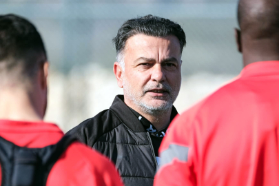 Depremin yıktığı kentte futbol umudu da enkaz altında kaldı