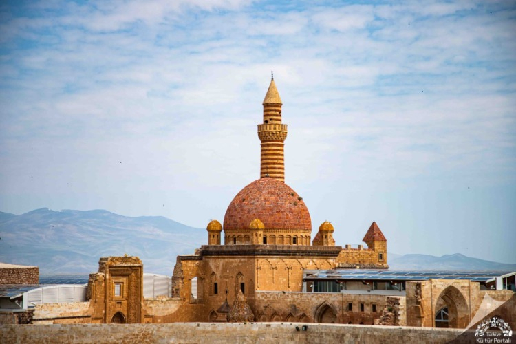 UNESCO DÜNYA MİRASI YOLUNDA BİR HAZİNE