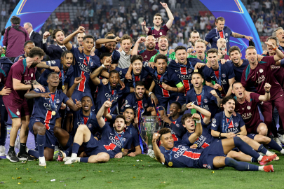 Paris Saint-Germain’den tarihi zafer: Şampiyonlar Ligi kupası ilk kez Paris’e gitti