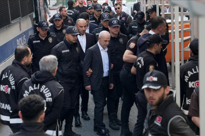 İstanbul'daki yolsuzluk iddiası soruşturmalarında gözaltına alınan 38 kişi adliyede