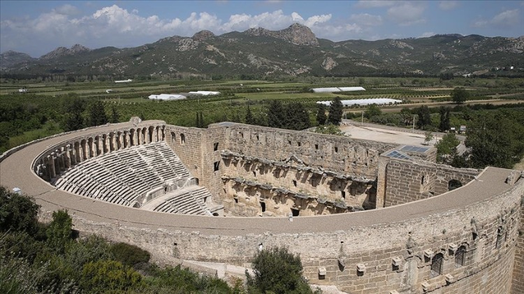 Aspendos Antik Tiyatrosu
