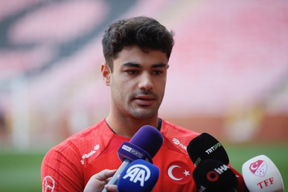 Galatasaray'dan defansa yerli operasyon: Eski yıldızı Ozan Kabak için dev teklif, Ahmetcan Kaplan da listede!