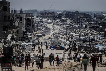 İsrail, marttan bu yana Gazze'de 640 binden fazla kişiyi yerinden etmeye zorladı