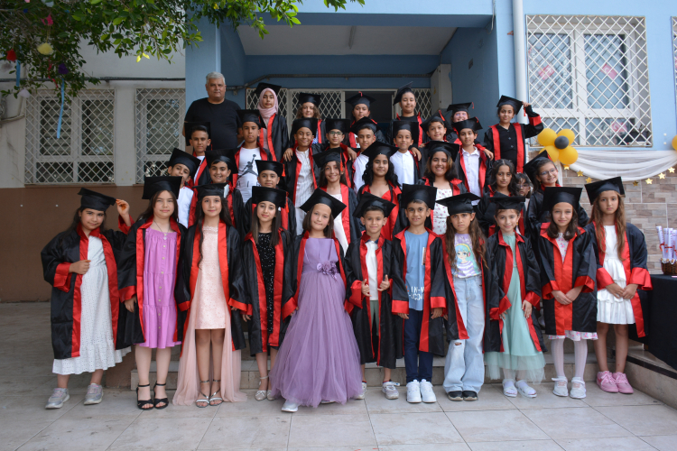 4-C sınıfının gülen gözleri mezuniyetle parladı 2