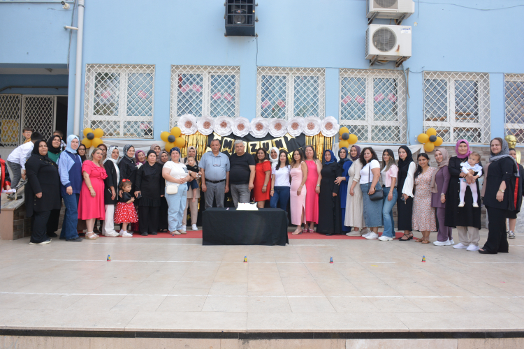 4-C sınıfının gülen gözleri mezuniyetle parladı 4