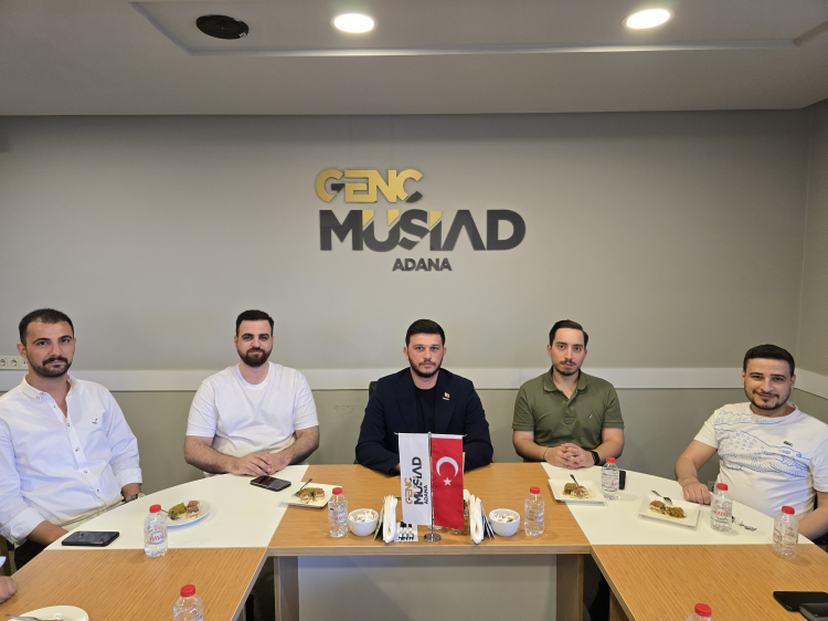 “Bayramda Buluşma, ticarette dayanışma” Genç MÜSİAD Adana’da geleneksel bayramlaşma gerçekleşti 2