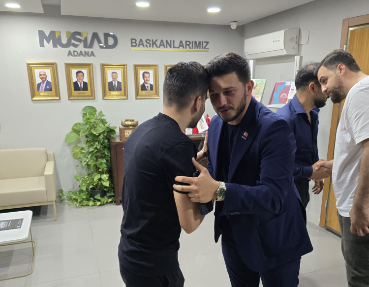 “Bayramda Buluşma, ticarette dayanışma”: Genç MÜSİAD Adana’da geleneksel bayramlaşma gerçekleşti 3