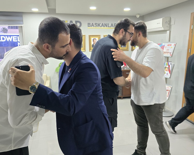 “Bayramda Buluşma, ticarette dayanışma” Genç MÜSİAD Adana’da geleneksel bayramlaşma gerçekleşti 4