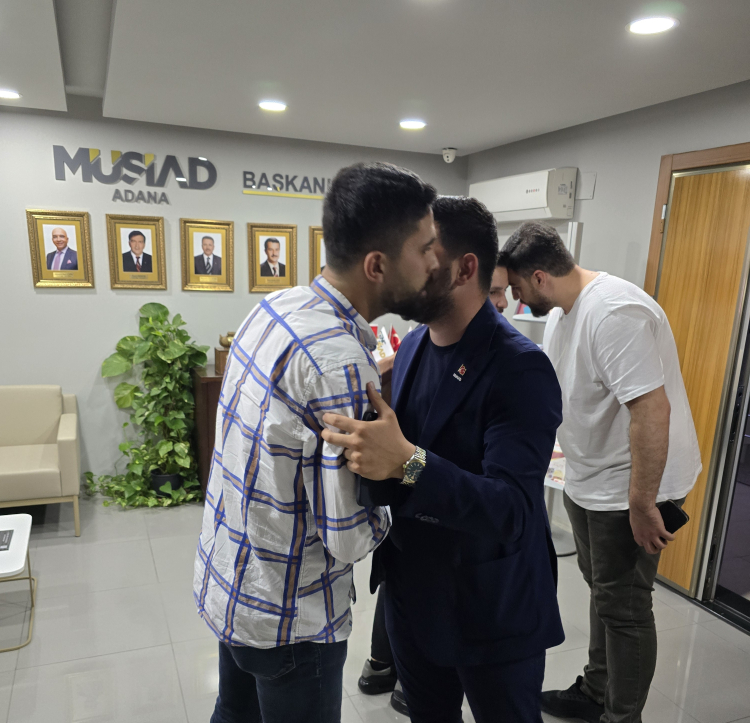 “Bayramda Buluşma, ticarette dayanışma” Genç MÜSİAD Adana’da geleneksel bayramlaşma gerçekleşti 5