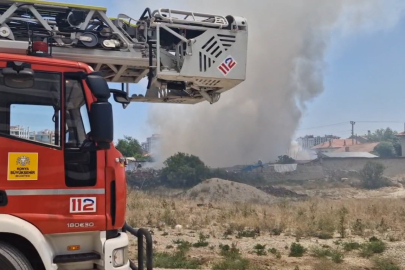 Konya’da terk edilmiş binada yangın çıktı
