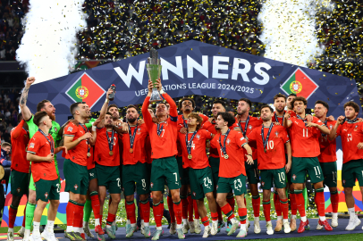 Portekiz ikinci kez UEFA Uluslar Ligi’nin zirvesinde