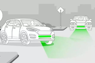 Trafikte tüm kurallar değişiyor: Otomobillerin önüne "Yeşil Fren Lambası" geliyor!