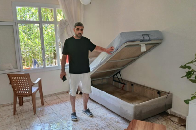 Adana'da içme suyu hattı patladı: Mahalle ve evler su altında