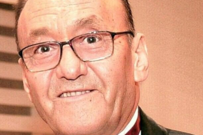 Antalya’da duş kabini camı aniden patladı, emekli akademisyen yaralandı