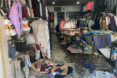 Konya’da giyim mağazasında yangın