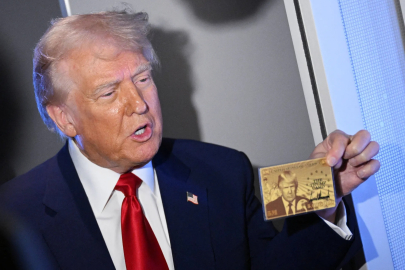 Trump 'Altın Kart' programını başlattı: 5 milyon dolar verene ABD vatandaşlığı yolu!