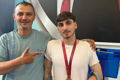 Muhammed Kaan Aktürk Bedensel Engelliler Büyükler Türkiye Halter Şampiyonası’nda Türkiye ikinciliğini kazandı