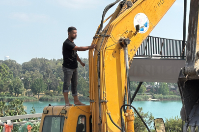 Seyhan Nehri kıyısında yıkım gerginliği yaşandı