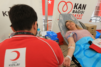 Türk Kızılay'dan dünya çapında başarı: 2,3 milyon gönüllü kan bağışçısıyla dünyada 3'üncü sırada