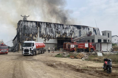 Mersin'de pamuk fabrikasında yangın paniği