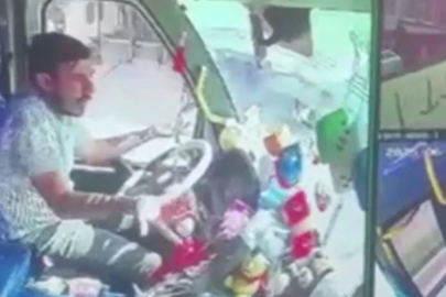 Adana’da minibüs şoförünün "İçindeki candan sorumluyum" dedi, saniyeler sonra can aldı
