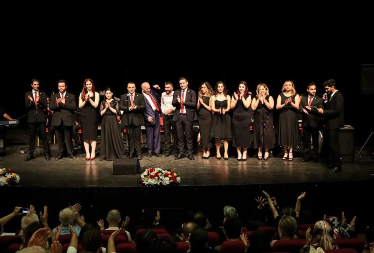 Türk Halk Müziği Konseri