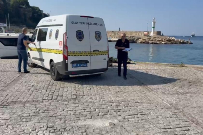 Falezlerde şüpheli ölüm: Denizde erkek cesedi bulundu