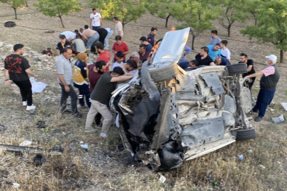 Aksaray'da trafik kazası: 2'si ağır 8 kişi yaralandı   