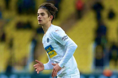 Eski Fenerbehçeli İsak Vural Pisa'ya transfer oldu