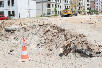 Hatay'da yol çalışmasında doğal gaz borusu delindi