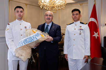 Adana Valisi Köşger, Sahil Güvenlik Komutanlığı 43. kuruluş yıl dönümünü kutladı