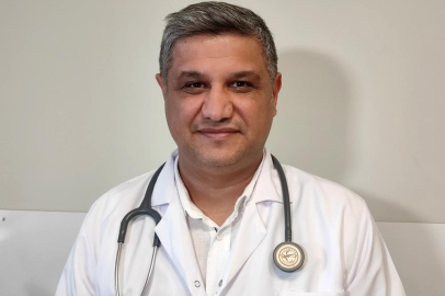 Doç Dr. Aktaş: "Sıcak çarpmasına karşı günde en az 2 litre su için"