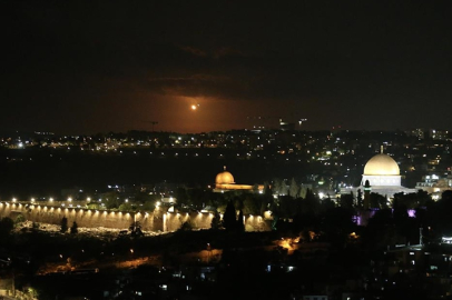 İsrail-İran savaşı 7. gününde: Karşılıklı saldırılar şiddetlendi, dünya nefesini tuttu