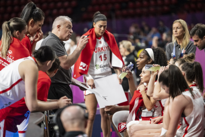 Potanın Perileri için Atina'da kader günü: Çeyrek final bileti Yunanistan karşısında!