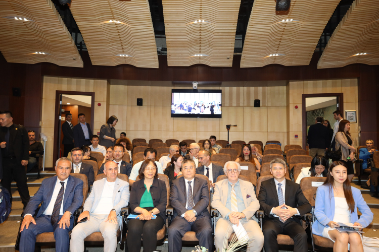 Çin'den Türk ihracatçısına çağrı 2,6 trilyon dolarlık pazara gelin, sizi alıcılarla buluşturalım 2