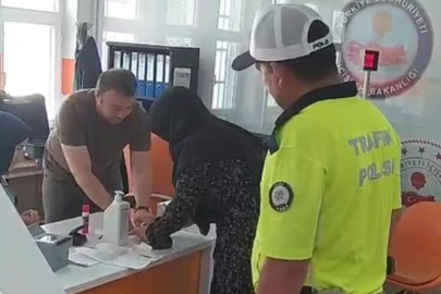 Kimliğini unutan öğrencinin imdadına polis yetişti, son dakika gelen sınava alınmadı