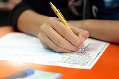 YKS’de Kaç Yanlış Bir Doğruyu Götürür? 2025 YKS Puanlama Sistemi ve Net Hesaplama Detayları